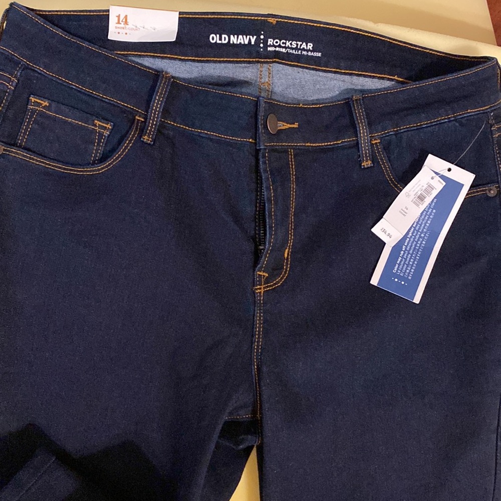 NWT Old Navy Rockstar Mid-rise Super Skinny Dark Wash Jeans Size 14 Short
